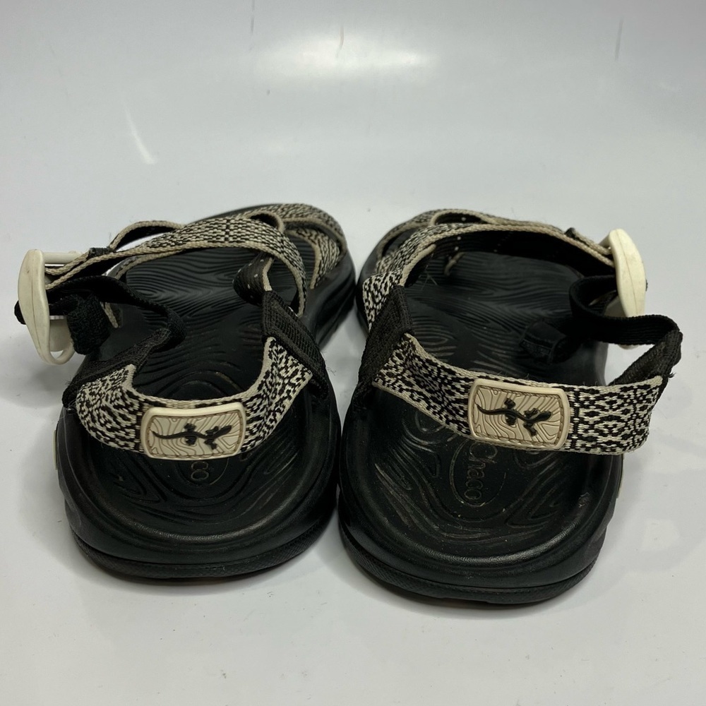 Chaco Z Volv 2โ black & white sandals size 8 - Picture 3 of 7